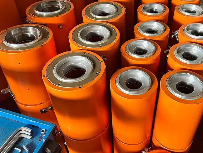 Multi-Strand Post-Tensioning Hydraulic Jack for Bridge Construction Multi-Strand Post-Tensioning Hydraulic Jack for Bridge Construction